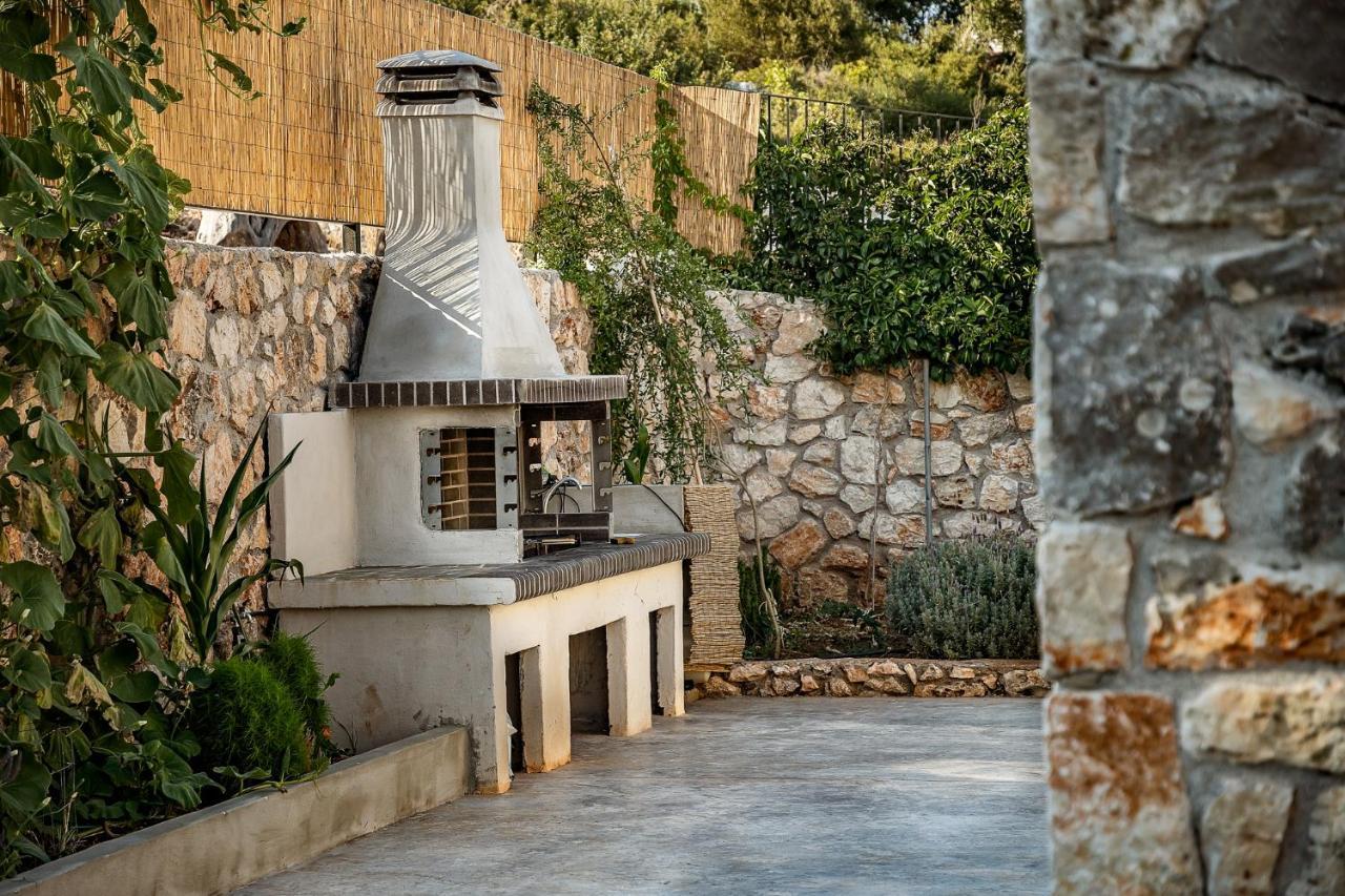 Gagouinos Villa *