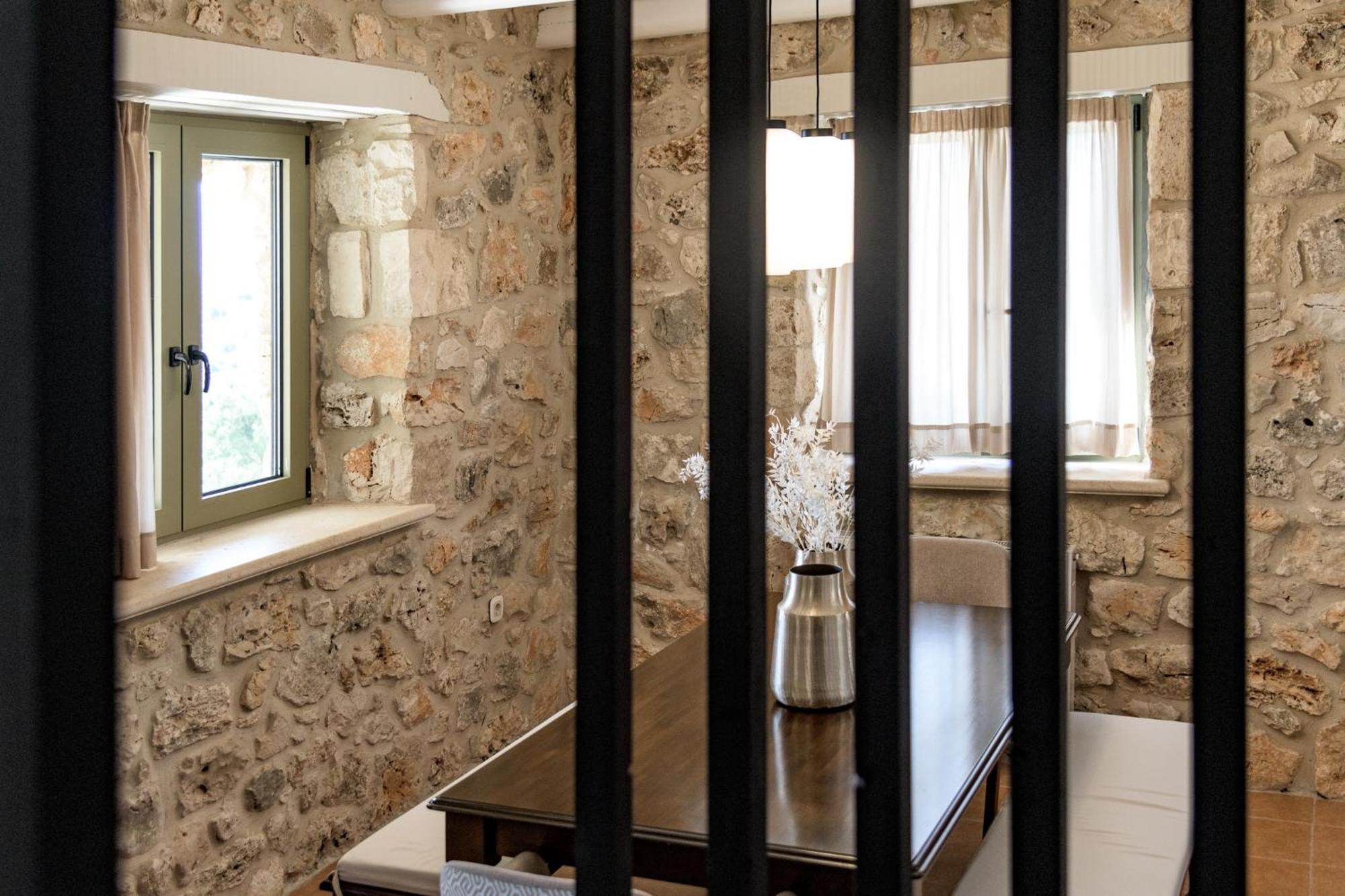 Gagouinos Villa *